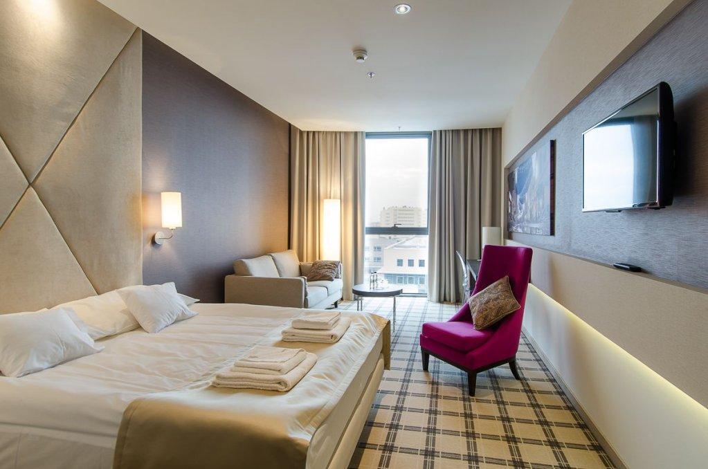 Hotel رشيشوف المظهر الخارجي الصورة