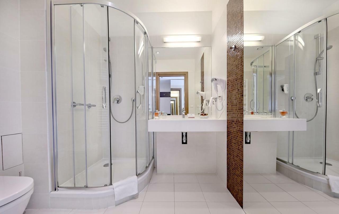 Hotel رشيشوف المظهر الخارجي الصورة