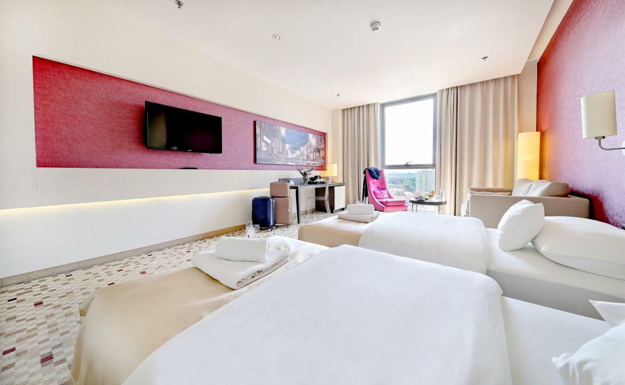 Hotel رشيشوف المظهر الخارجي الصورة